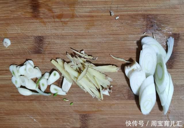 自制|自制骨肉相连,味道不比外卖差!