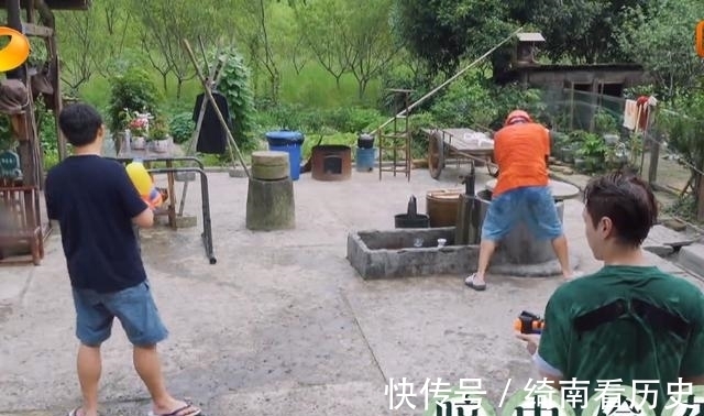 张艺兴|黄磊黄渤一起对战张艺兴,真是痛快,这一幕粉丝等了三年!