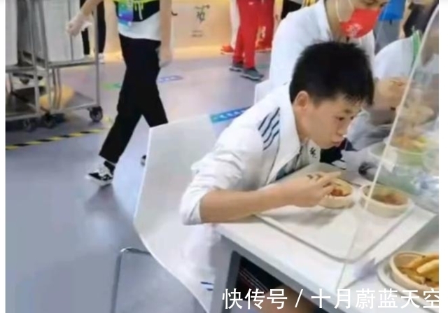 广东队|全红婵最大困扰被曝光，师姐直言比赛不用太担心，主要是控制饮食