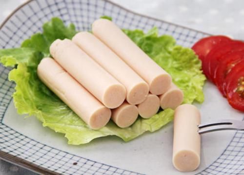 孩子爱吃的手工虾肉肠，烹饪简单，肉嫩味美，吃一次念念不忘