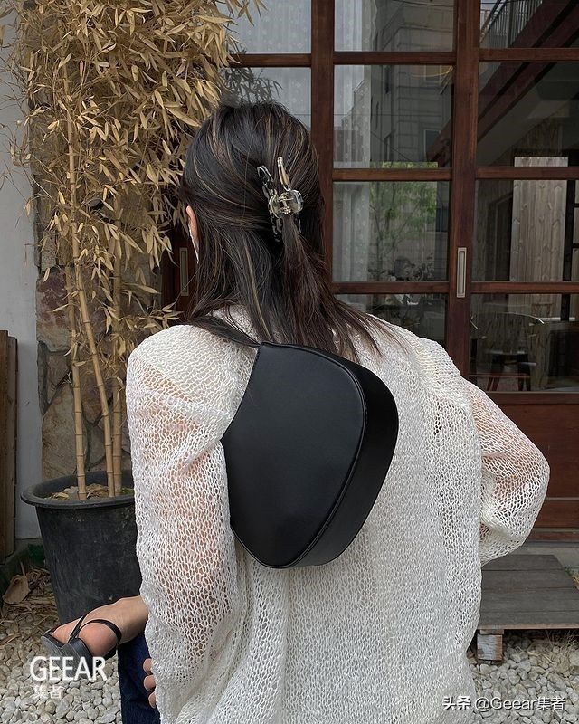 韩国|别再低发髻，韩国女生正在追这个发型