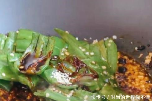 老干妈炒尖椒|尖椒这么做,美味又开胃,三碗米饭都不够吃