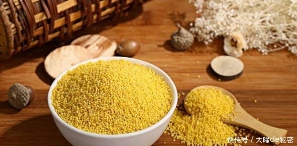 为何都说小米养胃?大夫提醒:小米虽好,以下2类人不宜多吃