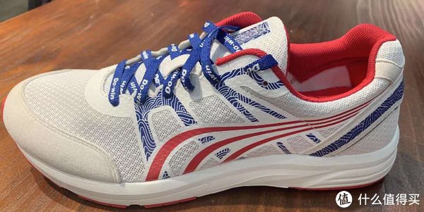 spire|超高性价比！4双耐久度出色的跑鞋推荐，超耐磨还巨耐穿