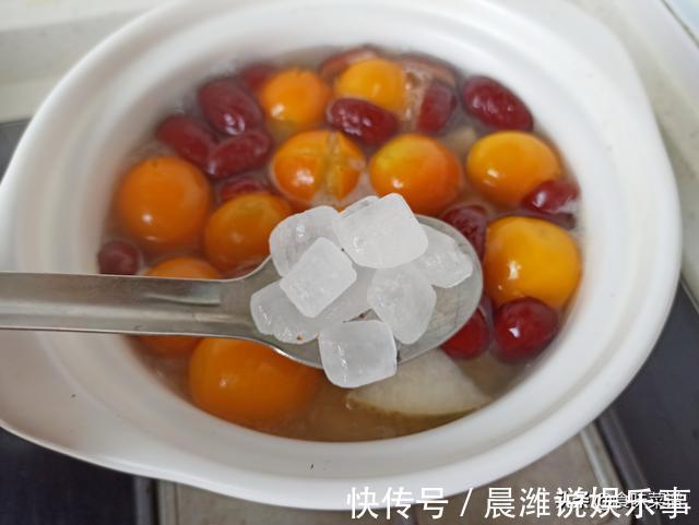 雪梨|嗓子干痒不舒服,教你3款养生汤,润肺止咳很有效,成本才几块钱