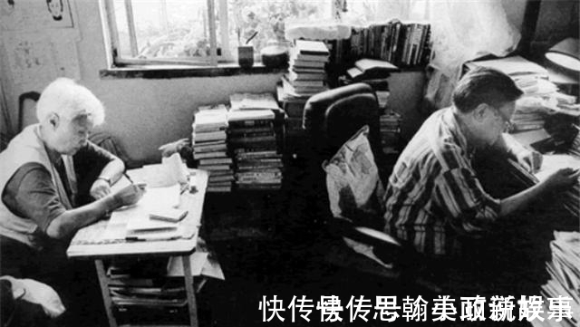 英文#白皇后,一个全身都是宝的女人,这个圈画的真圆!