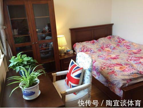 墙壁式|媳妇装新房,卫生间砌“半墙”,阳台成“绿森林”,被邻居赞爆了