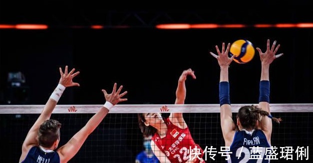 江苏男排|女排新教练受质疑,教导李盈莹为时尚早排协见证,蔡斌高见!
