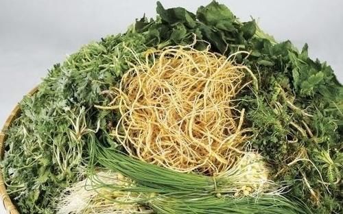 怀孕期间，孕妇尽量避免吃三种食物，或许对宝宝发育更好