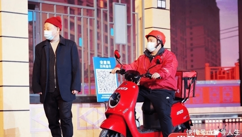 冯巩 喜剧届半壁江山齐聚2021各大卫视春晚,小刀电动车竟成大忙人