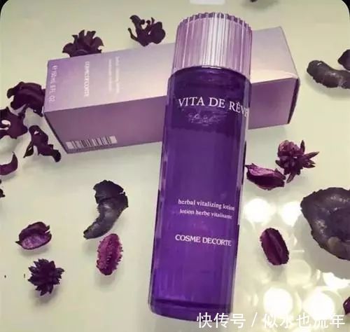 美白|爽肤水推荐：美白补水保湿让肌肤喝饱水，呈现最润泽通透的质感