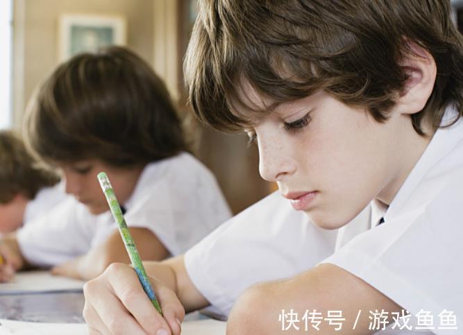 这些事|总在抱怨孩子成绩差？先看看孩子爸干过这些事没！