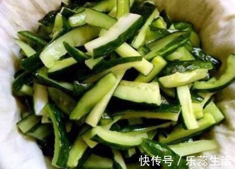 黄瓜|酱黄瓜怎么做才好吃30年老师傅教你一招,爽脆开胃,久放不变质