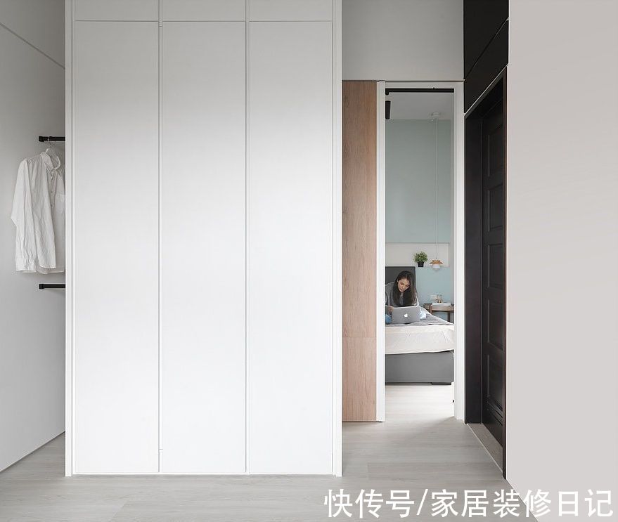 乳胶漆|还在担心白色漆发黄吗？入行10年的油漆师傅告诉你：大可不必