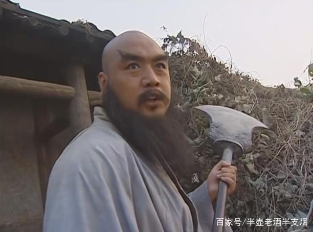 公孙胜!武松砍了卢俊义三刀之后一言不发掉头就走,是打不过还是瞧不起