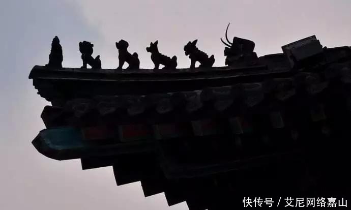 宫廷|宫廷建筑上的“五脊六兽”都是什么神兽?领队的小老头是谁?