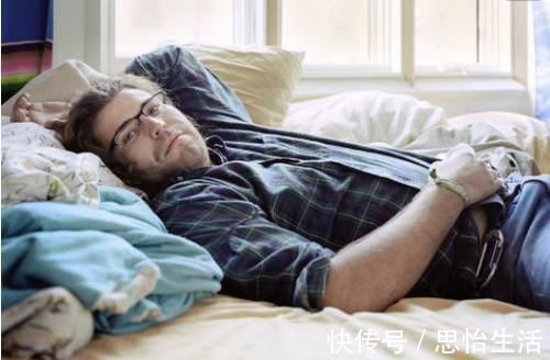 啃老族|这3种类型的爸妈，最容易养出“啃老族”孩子，父母要常自省