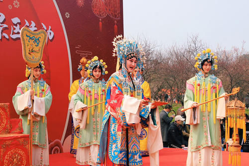 中年|花式过大年,近两日东湖接待游客39.4万人