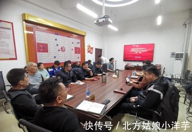 篮协|曝巩晓彬出任篮协副主席,将分管裁判工作,2个细节暗示或成真