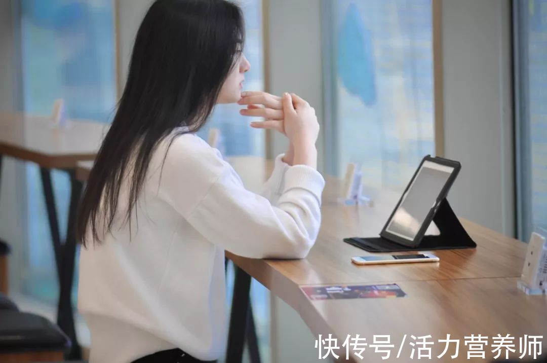 患癌|容易生气的人会患癌吗？不是唯一的因素，有2个共同点也要注意