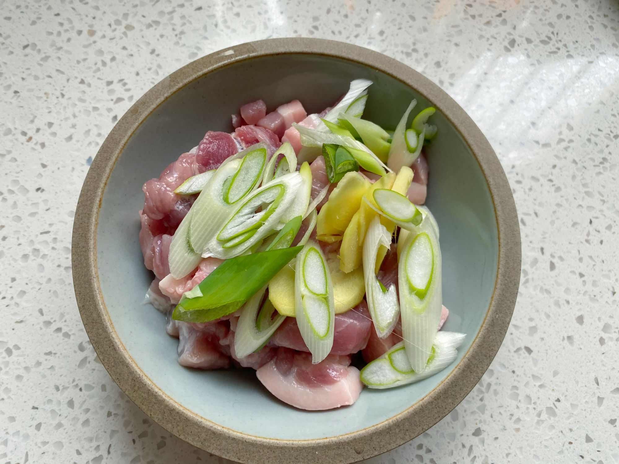  鲜嫩|白菜包饺子要不要焯水？传统老做法告诉你这样做，鲜嫩多汁营养高