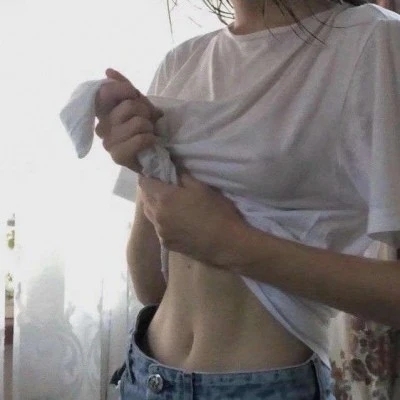 肥胖|女孩子是“假胖”还是“真胖”若这3地方“没赘肉”,就别嚷嚷