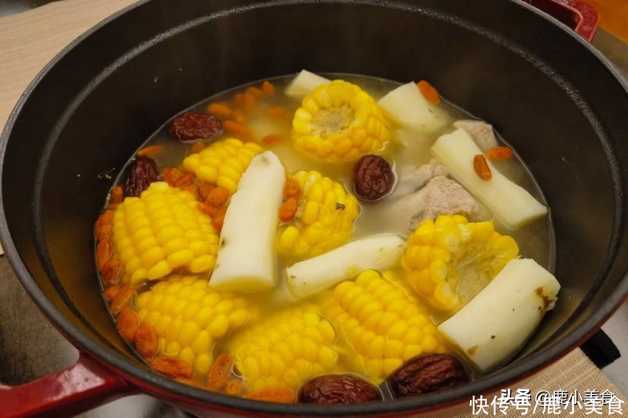 夏季多喝汤水好处多!分享8道营养汤做法,清热解暑,强体少生病