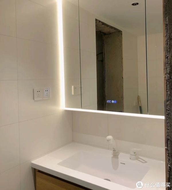 开关|入住后才知道,卫生间这些“缺乏思考”的设计有多难用,受够了!