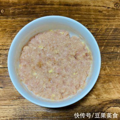 原来做年夜菜｜金玉满堂·0失败黄金蛋饺这么简单