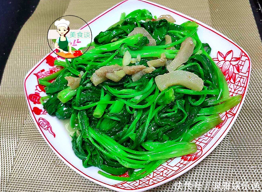  大火爆炒|炒空心菜时，第一步先焯水就错了，大厨教您一招，空心菜不黑不黄