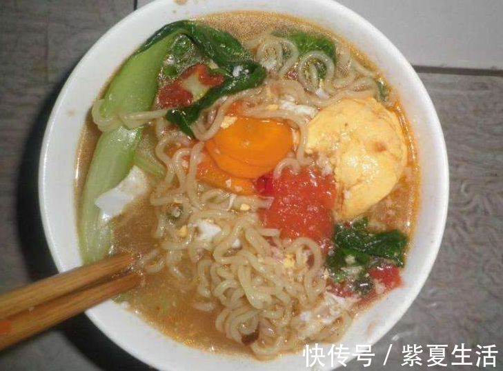 孩子饭量大却不见长高?可能是吃了4种“饭”,许多家长在做