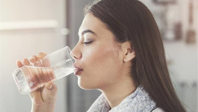 海鲜类|隔夜水、隔夜茶、隔夜菜、隔夜肉,到底哪种不能吃幸好看到了