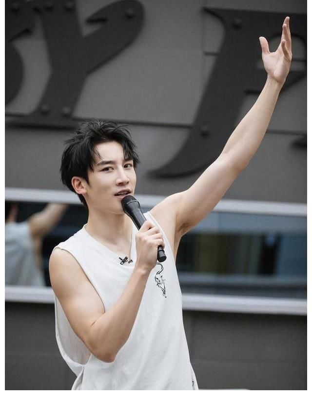 李云迪|《披荆斩棘的哥哥》虽然才二公，但是大家的属性都暴露无遗