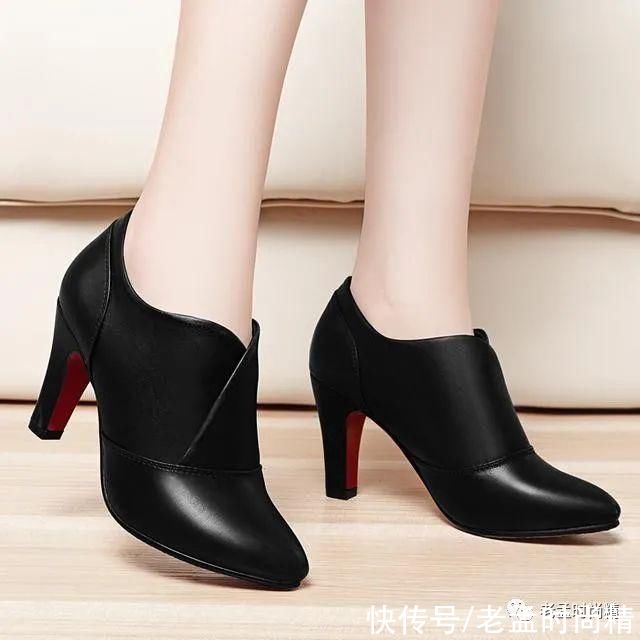 女人味|2021年新款高跟鞋正流行，35-45岁女人穿出端庄女人味
