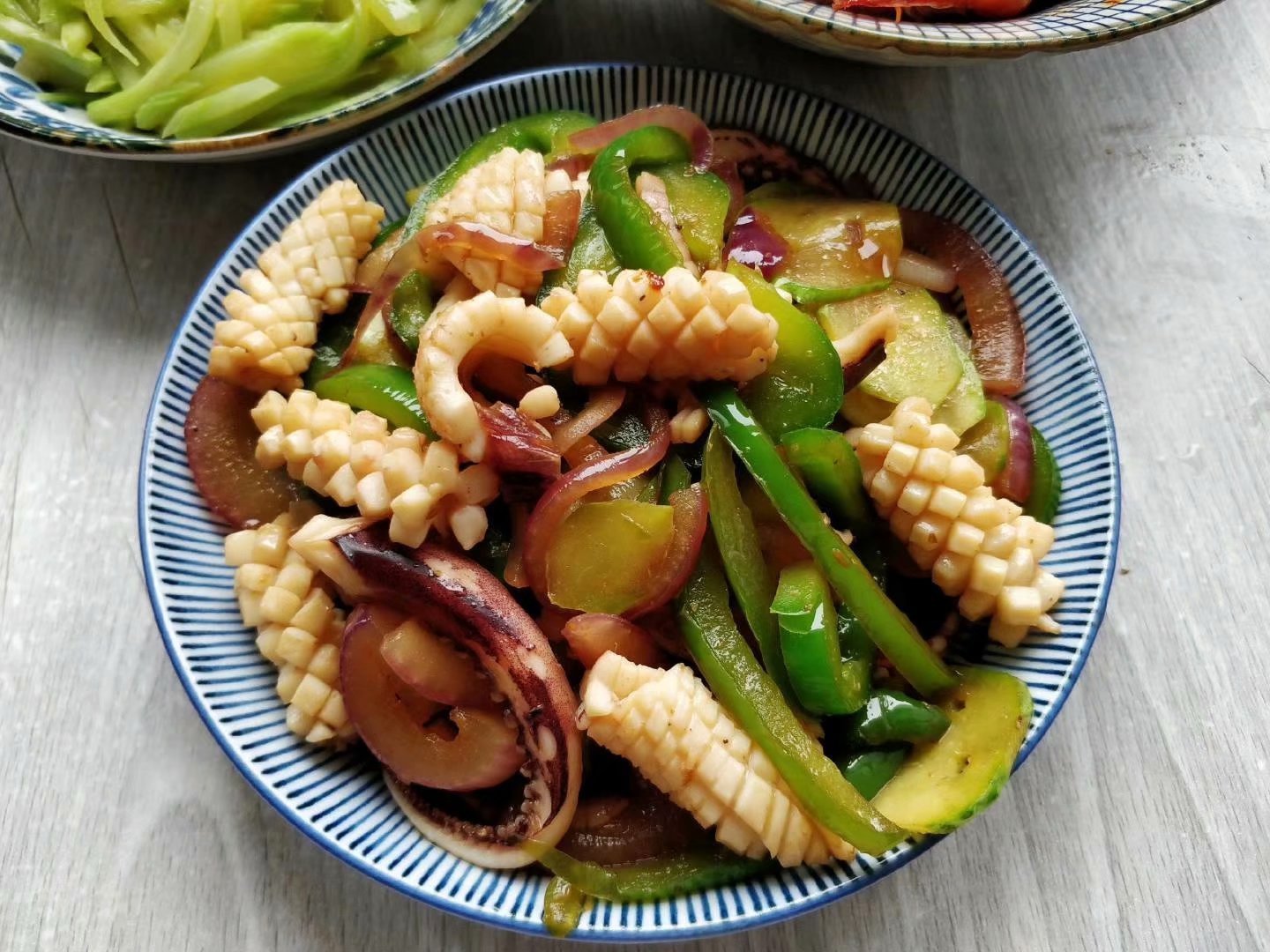 九道家常菜,有荤有素有海鲜,一家三口的晚餐