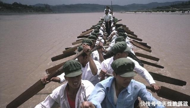 80年代老照片：那时没手机，玩的也开心，最后一张有钱人才能消费