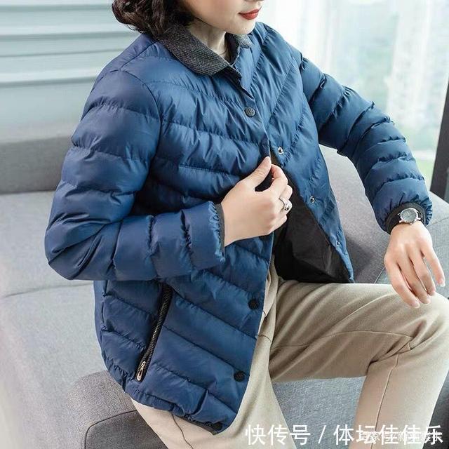 今年又出一外套,叫“小棉衣”,上身后特别显洋气,暖和又不贵