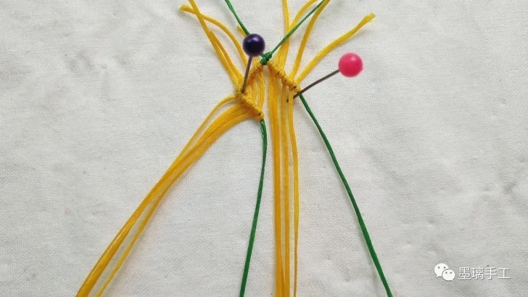 编绳|分分钟钟能学会的手工教程 一看就会的diy手工编绳斜卷结手链