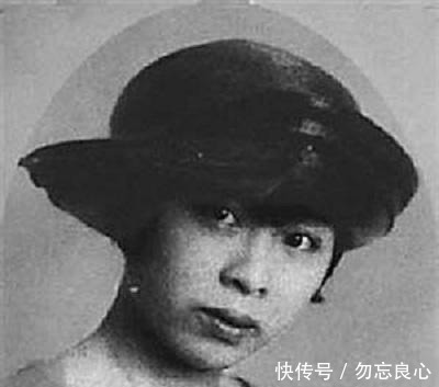 一共|张幼仪去世后,墓碑上一共刻着4个字,是对徐志摩深深的讽刺!