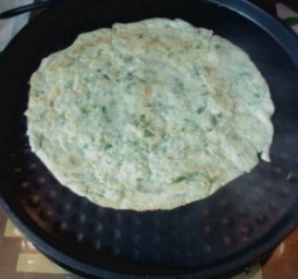 鸡蛋饼|暖心鸡蛋饼，不加水不加面，软香可口，孩子一顿2个不够吃！