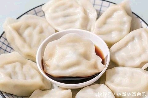 正确做法|保存饺子，不要直接放冰箱，教你正确做法，饺子不粘连不破皮