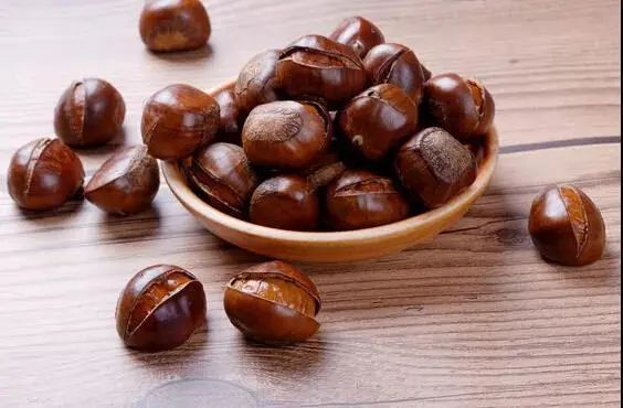 瘦肉煲|“秋果之王”来啦！补药一堆不如吃它几粒~