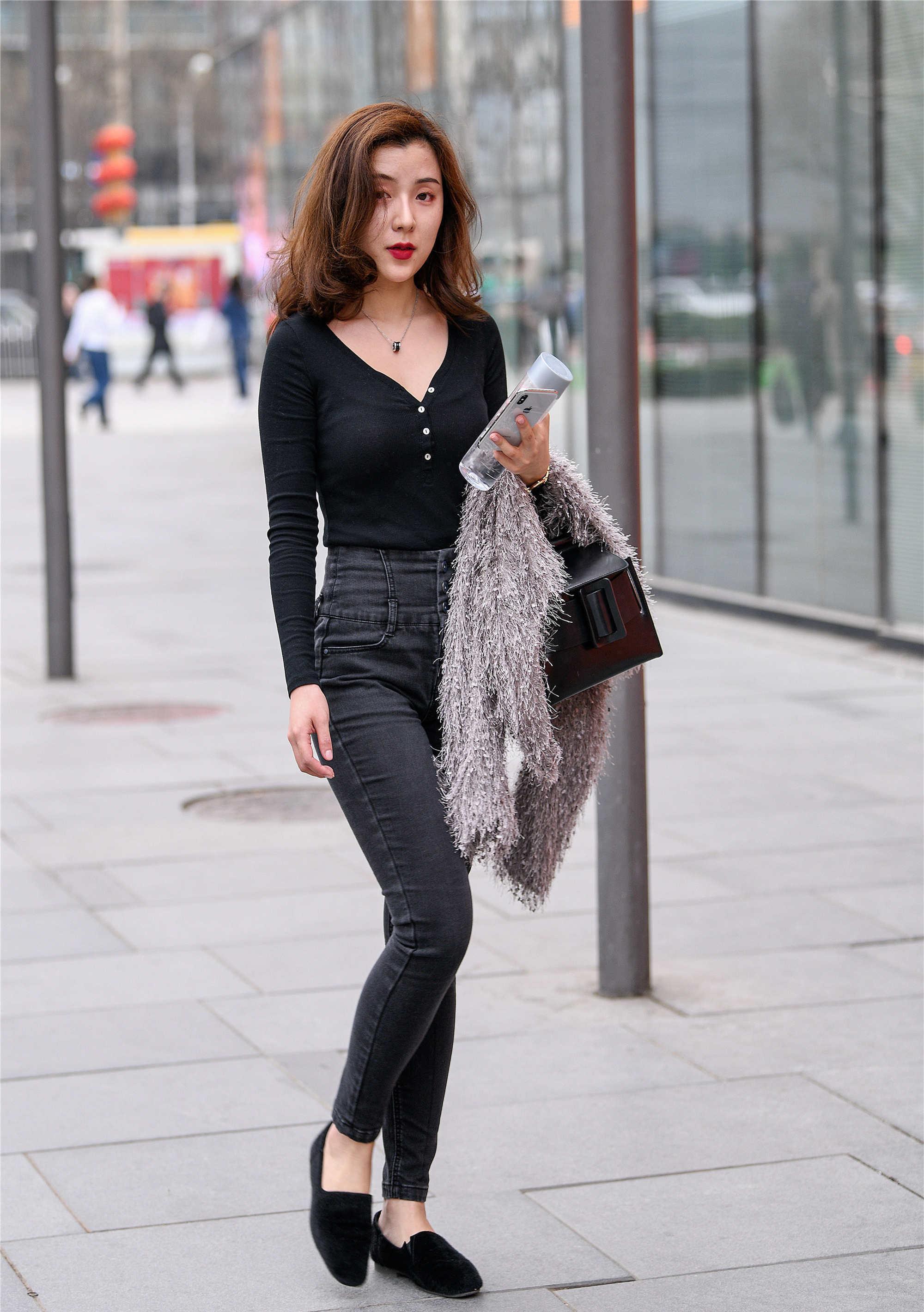 穿搭 跟着小编这样穿,全黑穿搭也能拥有优雅温柔的氛围