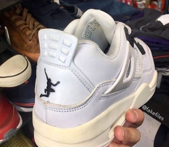 nike 假鞋到底能有多假年度假鞋大赏，看不出来假算我输