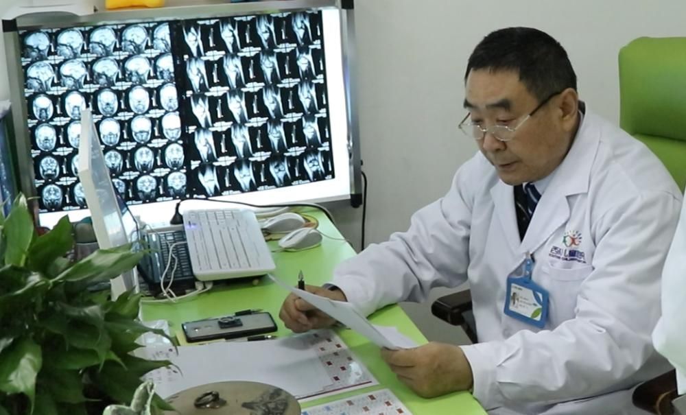 妈妈|13岁男孩长不高,医生:终生只有1米65!妈妈痛哭,只因为没做这件事