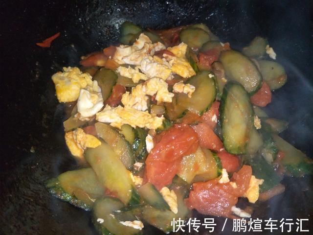 黄瓜|西红柿炒黄瓜，记住放菜顺序，出锅软嫩鲜香，清脆好吃