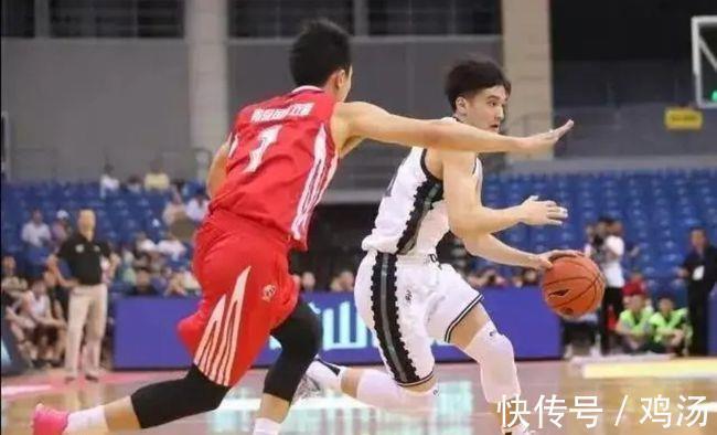 杨鸣|两数据第一!张镇麟新技能上线大进步,22岁小将或成辽篮第三人