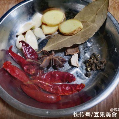 泡椒|经典川菜｜笋子烧牛肉