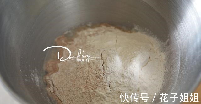 全麦粉|减肥减脂期不要乱吃东西,低脂低糖控饮食才能事半功倍!