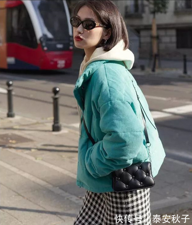 外套|穿外套时,请不要“随便搭”!它的搭配指南在此,越简单、越用心
